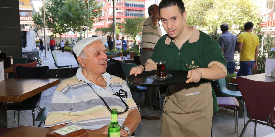 -Ç’ENGEL KAFE KONUKLARINI BEKLİYOR