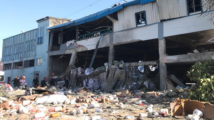 Bursa'da Boya Fabrikasında Patlama