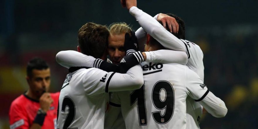 Beşiktaş galibiyete gençlerle ulaştı : 4-1