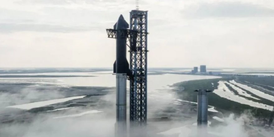 Musk Starship’i fırlatmaya hazırlanıyor