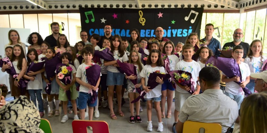 Çanakkale Çocuk Kültür'de Yıl Sonu Buluşması